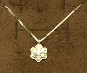 yzWG[EANZT[ AuVAoCReWRzCgS[ht[lbNXWRjambrosia by comete girocollo collana fiore oro bianco 750 con zirconi agz 044