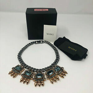 yzWG[EANZT[ }EBhs[NuXlbNXmawi london cristalli geometriche e picchi gemstone collana in ottone