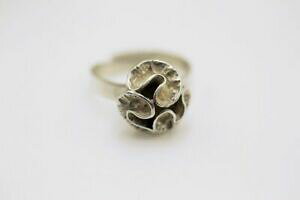 yzWG[EANZT[ Vo[OeWAXEF[f_jYfUC}t[t[anello argento theresia hvorslev svezia design modernista mema fiore floreale