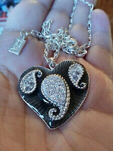 �y���������z�W���G���[�E�A�N�Z�T���[ �A�E�O�X�g�E�b�Y�V���o�[�l�b�N���X�X�g���X�n�[�g�G�i�����u���b�N�g�[���V���o�[�y�C�Y���[august woods argento collana strass cuore smalto nero tono argento pa