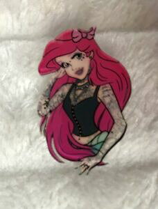 yzWG[EANZT[ IWiu[`AGV[ksibv^gDG^gD[vXeBNsibvgbroche originale ariel sirene pinup tatouee tattoos plastique pinup r