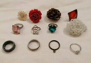 yzWG[EANZT[ bgWG[Og[S[hVo[bht[r[YGilotto bigiotteria anelli tono oro argento rosso fiori in smalto con perline