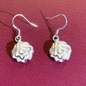 yzWG[EANZT[ Vo[_OhbvCOsNt[p^[{bNXorecchini a goccia dangle argento con motivo a fiori rosa30mm x 14mm confezione regalo gra