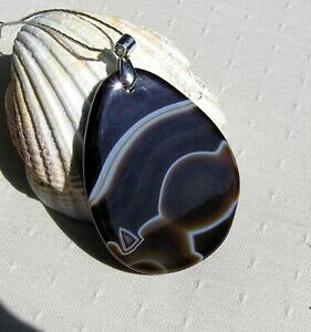 yzWG[EANZT[ uEAK^hbvWF}J{Vy_gVo[bL`F[brown agata goccia gemma cabochon ciondolo con catenina placcata in argento