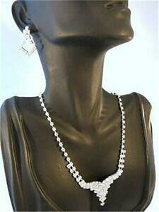 yzWG[EANZT[ {ZbglbNXCOCXg[Zbgw0092 collana amp; orecchini a lobo set set con strass