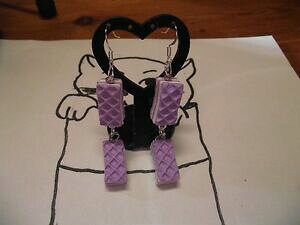 yzWG[EANZT[ u[NI[_uK[tbgoCIbgtHu1 boucle d oreille double gaufrettevioletfond blanc