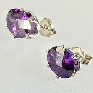 yzWG[EANZT[ zCgS[hX^bhCOI[op[vTt@CAuh{bNXswhite gold stud earrings, oval purple sapphires, 8x6mm, in branded gift box 6pin
