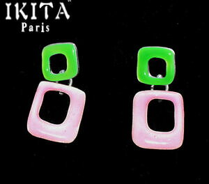 yzWG[EANZT[ OWA[COpGisNlIO[XNGA{^COlusso orecchini ikita parigi smalto orecchini a bottone quadrato rosaverde neon