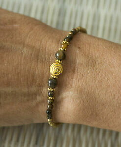 yzWG[EANZT[ `NuXbg^CK[ACbraccialetto chakra perle ottone occhio di tigre autentica e fatto a mano 21187