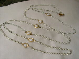 yzWG[EANZT[ Be[WlJ[S[hzCgGiOXlbNXOvintage monet color oro, smalto bianco amp; vetro collana 54 lungo