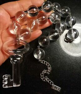 yzWG[EANZT[ WCYeNX`vX`bNEhr[YL[y_glbNXgiles trama grossa resina plastica rotondo perline amp; collana con pendente chiave