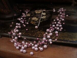 yzWG[EANZT[ CbNp[AWXglbNX}`XghsNNX^multi strand cristallo rosa con perle lilla e ametista collana