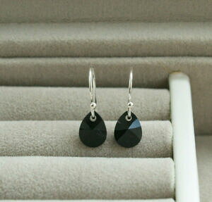 yzWG[EANZT[ NX^XtXL[hbvVo[X^[OhbvCO_Opiccolo tiny nero cristalli swarovski a goccia argento sterling orecchini a goccia