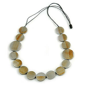 yzWG[EANZT[ W^bNVo[RCr[YubNEbhOlbNX[vRbgmelange metallic silver moneta perline legno nero collana lunga corda coton