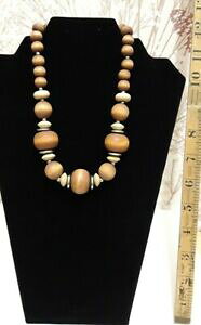 yzWG[EANZT[ Be[Wr[YeNX`lbNXvintage annodato a mano in legno perlinedischi trama grossa collana anni80 dichiarazione naturale