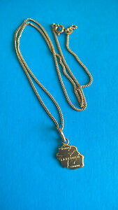 yzWG[EANZT[ `FCGyfeBtAvPIAChjIchaine et pendentif en plaque or ile de la reunion