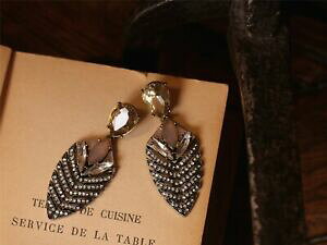 【送料無料】ジュエリー・アクセサリー イヤリングゴールデンネイルピンクベージュクリスタルストラスアールデコレトロウェディングorecchini chiodo dorato rosa beige cristalli strass art deco matrimonio