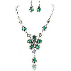 yzWG[EANZT[ XgXt[O[hbvZbgRA[COlbNXset collier e orecchini collana di strass iridescente fiore gocce verde