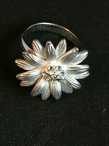 yzWG[EANZT[ xgt[p@NX^Vo[g[OTCYqvc roberto da rfm floreale pava cristallo silvertone fiore anello taglia 8p