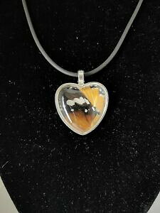 �y���������z�W���G���[�E�A�N�Z�T���[ �o�^�t���C�E�B���O�X�n�[�g�y���_���g�l�b�N���X���i�[�Ncollana ciondolo cuore ali di farfalla monarca