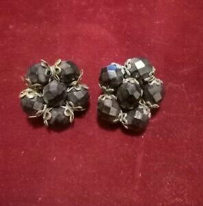 yzWG[EANZT[ Be[WWG[CONbvNbvJ[ubNt[orecchini vintage di bigiotteria a clip clips anni 60 colore nero, fiore