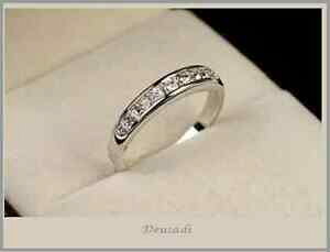 yzWG[EANZT[ WR[jzCgS[hanello aina da fidanzamento, con zirconi e oro bianco