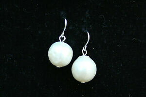 yzWG[EANZT[ COzCgobNp[_Ohbvorecchini perla barocca bianco 12mm dangle drop 1 25mm