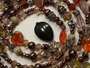 【送料無料】ジュエリー・アクセサリー ボニータチャームステートメントレディースハートネックレスブラウンチェーンベージュbonita charms marmo statement cuore donna collana catena marrone beige 140 cm