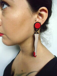 �y���������z�W���G���[�E�A�N�Z�T���[ �C�������O�A�[���f�R���b�O�X�s���A�b�v���b�h�q�[���A�N�����v���X�`�b�Norecchini art deco gambe pinup tacco rosse plastica acrilico