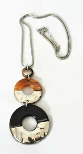 yzWG[EANZT[ Vo[lbNXS[huERe|[Xe[ggOuEdichiarazione contemporanea lungo marrone con oro amp; marrone con collana dargento