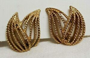 yzWG[EANZT[ Be[Wu[NhCNbvtFCVOllg[eNX`vintage boucles doreilles clips feuille signe monet metal couleur or texture d8