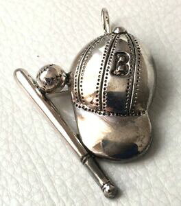 yzWG[EANZT[ uVyfeBt{[JVPbg}NxXgVo[g[u[`sAbroche pendentif baseball ball casquette marque best silvertone brooch pins ra