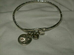 yzWG[EANZT[ uCgVo[J[WbhuXbgy_gNX^brighton color argento, cristalli ciondoli bracciale rigido