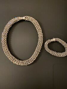 yzWG[EANZT[ GgjJNX^lbNXuXbgtbNetnika cristallo dichiarazione collana e bracciale set con ganci di magnetico indossata una volta