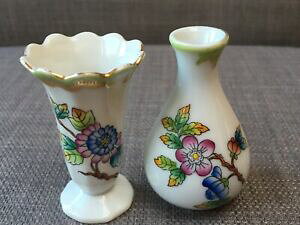 yzLb`piEHEE@wNC[rNgA~j`AԕrTwo Herend Porcelain Queen Victoria Miniature Vases