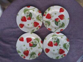 【送料無料】キッチン用品・食器・調理器具・陶器　クリエイティブトップベリーフィールズディナープレートストロベリーのセットCreative Tops BERRY FIELDS Dinner Plates Strawberries 7756186 10.5 Set of 4