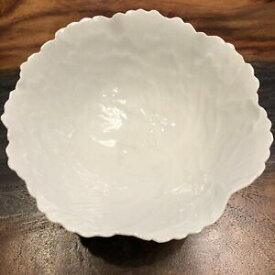 【送料無料】キッチン用品・食器・調理器具・陶器　のセットアンティークドイツマイセンタイプ磁器白いボウル付きリーフデザインSet Of 5 - Antique German Meissen KPM Type Porcelain White Bowls w/ Leaf Design