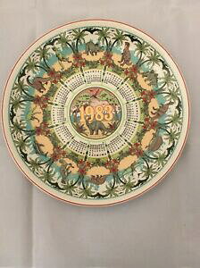 yzLb`piEHEE@Be[WgZ~bNXEFWEbh঒ނ̎J_[v[gVintage Retro Ceramics - 25.5cm Wedgwood 1983 The Age Of Reptiles Calendar P