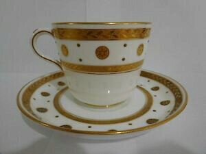 yzLb`piEHEE@AeB[NIF̃~geB[Jbvƃ\[T[ANTIQUE 19TH CENTURY (1867) GILDED MINTON TEA CUP AND SAUCER