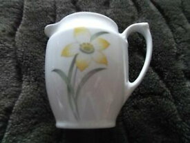 【送料無料】キッチン用品・食器・調理器具・陶器　かなりヴィンテージジャグチェコスロバキアから花のデザインPretty vintage jug - from Czechoslovakia - floral design - Exc. cond.(TW#06)