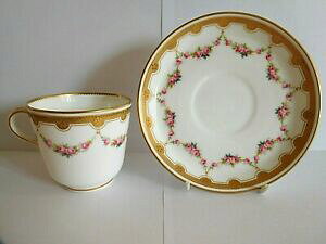 yzLb`piEHEE@AeB[NI~gGiõeB[Jbvƃ\[T[BANTIQUE 19TH CENTURY (1866) MINTON ENAMELLED ROSES TEA CUP AND SAUCER.