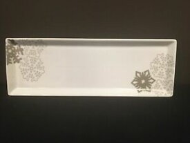【送料無料】キッチン用品・食器・調理器具・陶器　フードネットワークスノーフレークコレクションロングナロー磁器前菜プラッターFood Network Snowflake Collection Long Narrow Porcelain Appetizer Platter