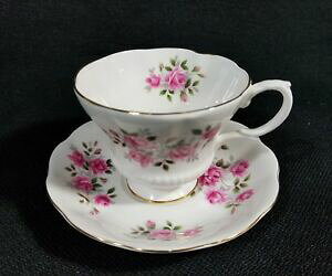 yzLb`piEHEE@CAo[geB[Jbv\[T[ZbgCOhsN[YS[hROYAL ALBERT TEA CUP SAUCER SET ENGLAND PINK ROSES GOLD