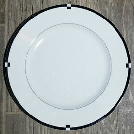 【送料無料】キッチン用品・食器・調理器具・陶器　ミカサミッドナイトラウンド野菜ボウルチョッププレートラウンドプラッターチョイスMikasa Midnight Round Vegetable Bowl 10 Chop Plate Round Platter 12 Choice