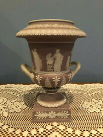 【送料無料】キッチン用品・食器・調理器具・陶器　レアアンティークウェッグウッドイングランドライラックジャスパーウェアディップウルン花瓶RARE Antique Wedgwood England Lilac Jasperware Dip Urn Vase