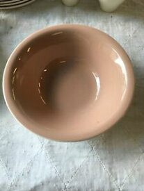 【送料無料】キッチン用品・食器・調理器具・陶器　ヴィンテージハーカーウェアピンクココアサービングボウルVintage Harkerware Pink Cocoa 8 3/4” Serving Bowl