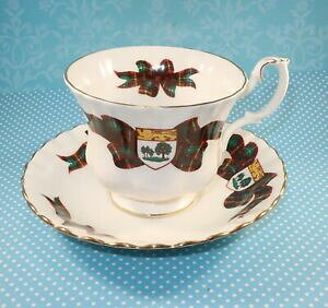 yzLb`piEHEE@Be[WCAo[g^[^eB[JbvAh\[T[{[`CivXGh[hAChVintage Royal Albert Tart