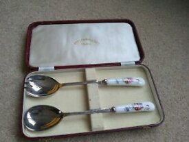 【送料無料】キッチン用品・食器・調理器具・陶器　ロイヤルクラウンダービーサービングスプーンの場合Royal Crown Derby Serving Spoons 23.5cm x 4.5cm in case