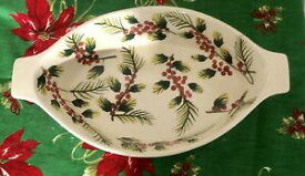 【送料無料】キッチン用品・食器・調理器具・陶器　ウェンドバーレーンキャセロールディッシュハンドルサーブオフボウルオフホワイトクリスマスホリー　Wendover Lane Casserole Dish Handles Serving Bowl Off White w Christmas Ho