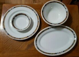 【送料無料】キッチン用品・食器・調理器具・陶器　ヴィンテージシェナンゴチャイナオーバルプラッターボウルディナープレートのロットVintage Shenango China SHO356 Oval Platter Bowls Dinner Plate Lot of 4